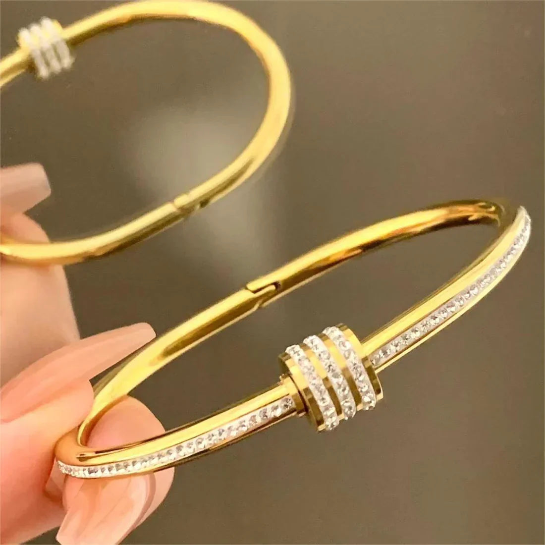Premium Gold Series Bangle - Bracelet Style 1